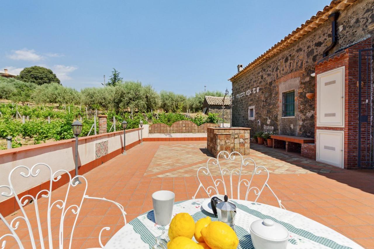 Villa Malicodia Santa Maria di Licodia Exterior foto