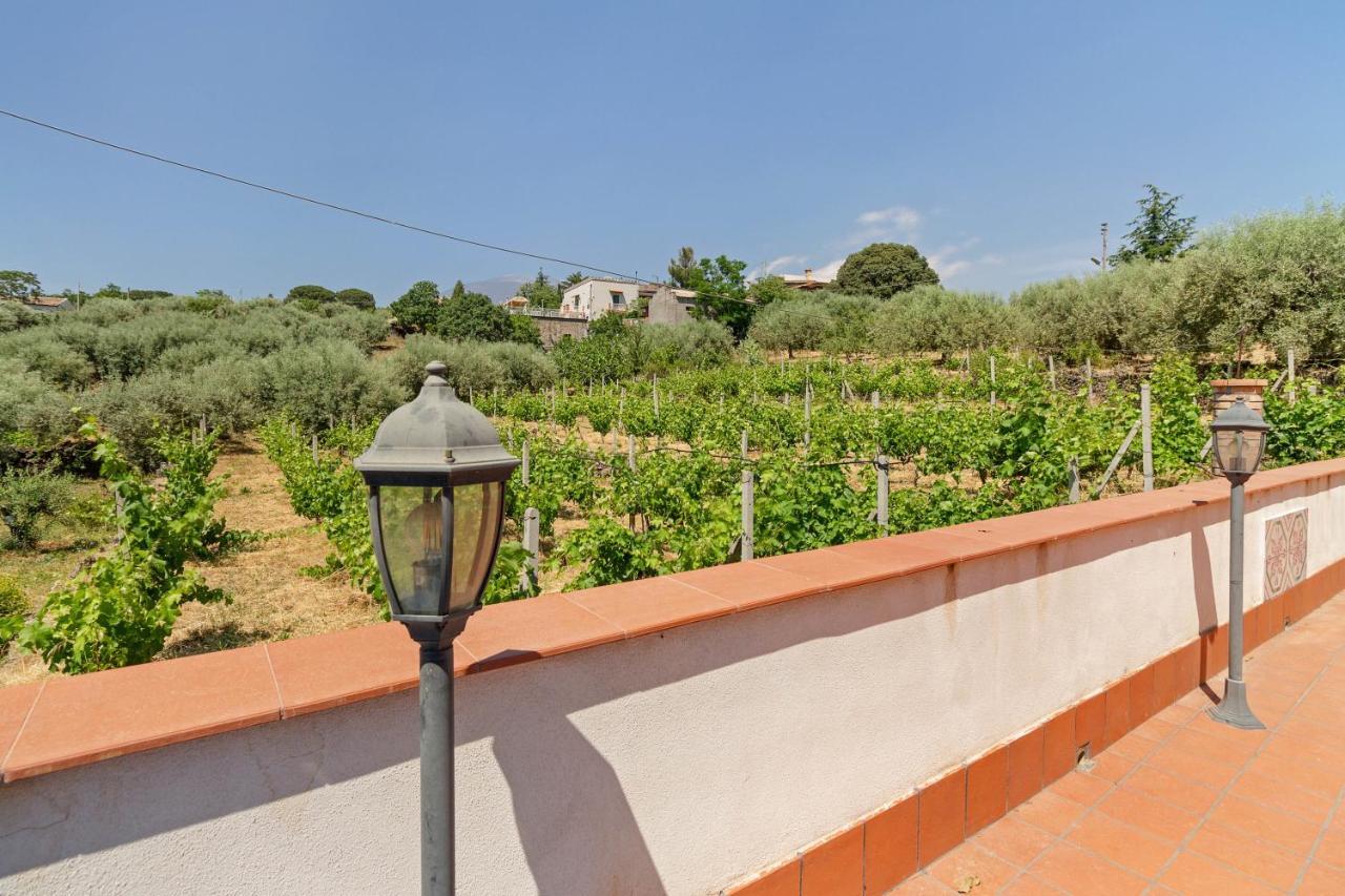 Villa Malicodia Santa Maria di Licodia Exterior foto